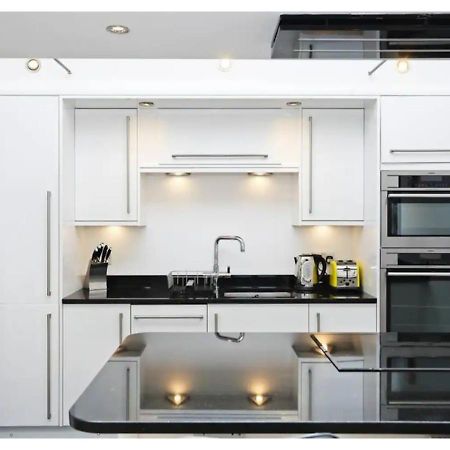 Altido Cosy 2-Bed Apt In The Old Town With Mezzanine Apartment Edinburgh Exterior photo